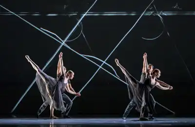 Droomachtig meditatieve Icoon bij Introdans