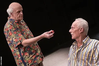 Recensie - ‘De Cochonnet’: prachtige tranche de vie aan petanquebaan