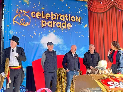 Musicalgasten vieren 25ste verjaardag Plopsaland De Panne
