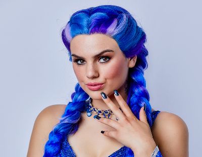 Foto William Rutten Famke Louise maakt haar debuut als fee in The Christmas Show