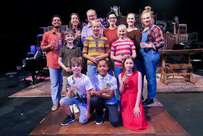 Fun Home komt in Stadsschouwburg sterk uit de verf