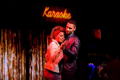 TBG Persfoto Karaokebar drukwerk