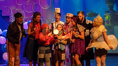 De cast van 'Charlie and the Chocolate Factory'