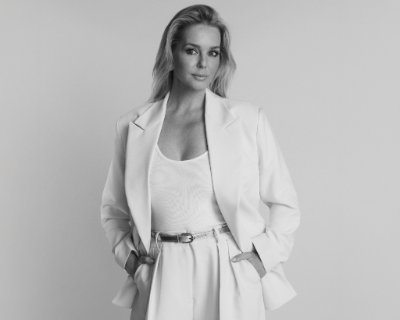 CHANTAL JANZEN NA 10 JAAR WEER IN MUSICAL